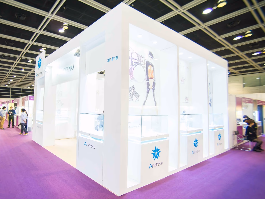 Jewellery Exhibition Booth — luxury brand display with high-CRI lighting